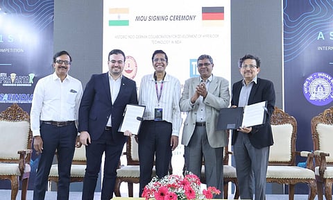 Mr Sundarajan Rangarajan, TuTr, Mr Gabriele Semino, Neoways Technologies, V Kamakoti &amp; Satya Chakravarthy, IIT-M &amp; Dr Aravind Bharadwaj, TuTr