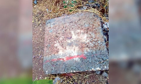 Concrete block removed from the railway track