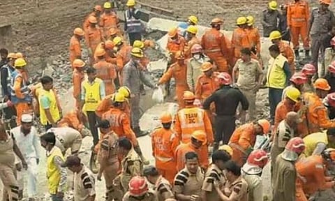 Toll mounts to 11 in northeast Delhi building collapse: Police (Credit: PTI)