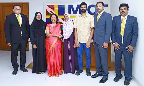 Patient with her family and a MIOT doctor&nbsp;&nbsp;