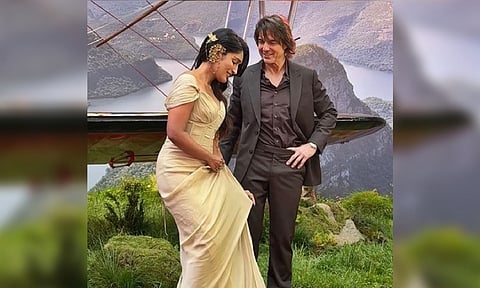 Niharika NM with Tom Cruise on the 'Mission impossible: The Final Reckoning' movie premiere (IANS)