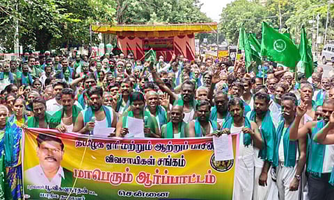 Farmers stage protest in Chennai, demand relief for rain-hit crops, policy changes (ANI)&nbsp;