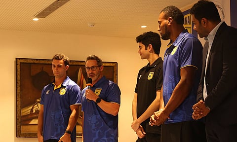 Joaquin Pellandini with coach Ben Gollings onstage (Photo: THABIN SAKTHINESH M)&nbsp;