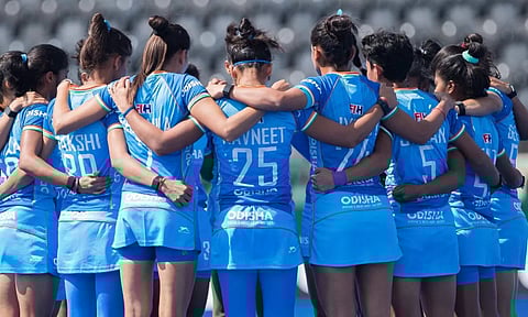 India women suffers 3-2 defeat (Hockey India)&nbsp;