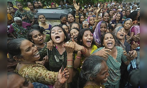 Family members and relatives of the victims of Air India plane crash (Photo: AP)