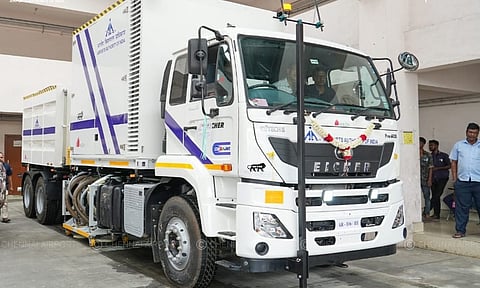 New rubber removal machine at Chennai Airport&nbsp;