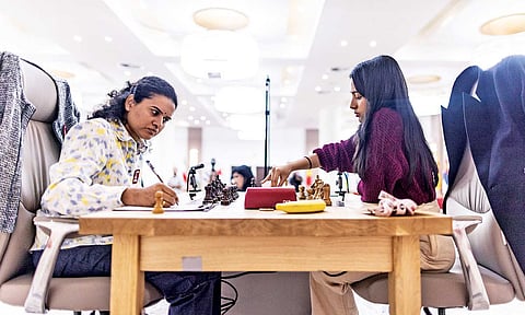 Humpy draws with Divya in first game&nbsp;