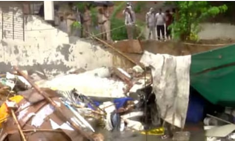Eight killed as wall collapses in Delhi's Jaitpur amid heavy rains (Photo: ANI)