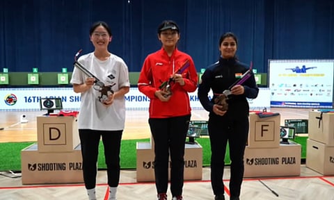 Manu Bhaker bags bronze in 10m air pistol (IANS)