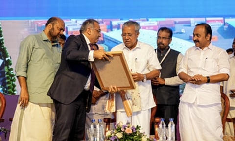 Kerala CM Pinarayi Vijayan inaugurates Adani port (IANS)