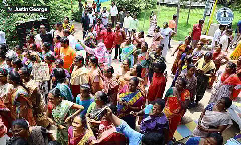 NULM workers from the Royapuram and Thiru Vi Ka Nagar zones gathered at May Day Park in Chintadripet (Photo: Justin George)