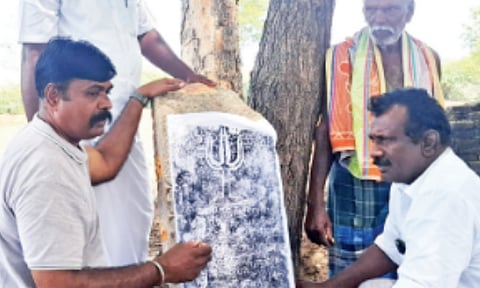 Archaeologists showcase the inscription found in Tiruvadanai