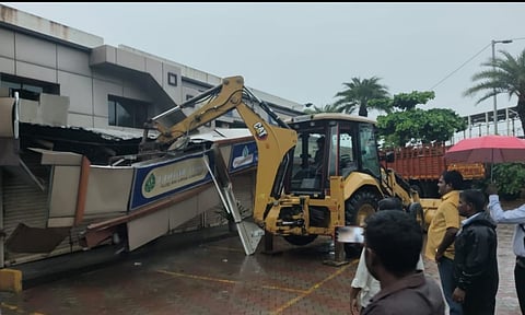 Saravana Bhavan sealed