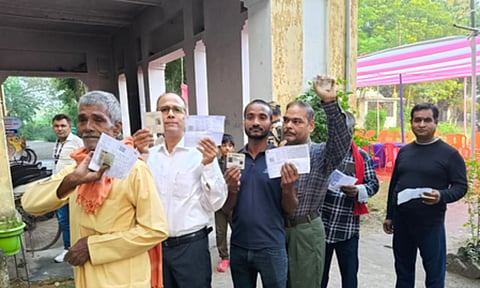 Visual from a voting booth in Bihar (IANS)&nbsp;