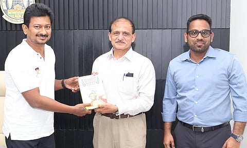 Deputy CM Udhayanidhi received Olympic Quest, written by Atulya Misra, IAS, Additional Chief Secretary
