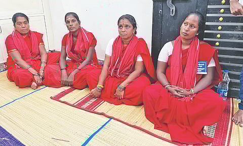 Four women affiliated with Uzhaipor Urimai Iyakkam on hunger strike at trade union office in Ambattur, on Monday