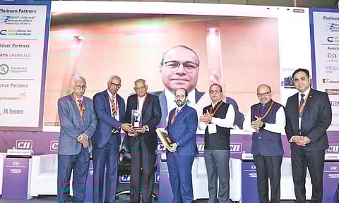 Venu Srinivasan, chairman emeritus of TVS Motor Company receiving the CII Quality Ratna Award