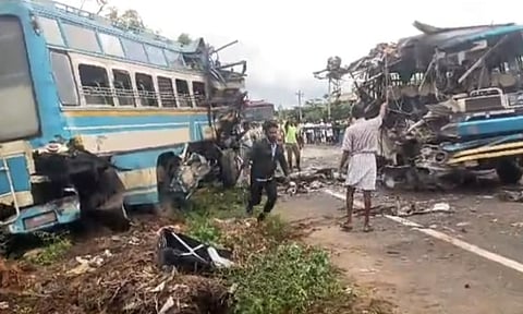 Two buses involved in the collision killing six passengers in Tenkasi