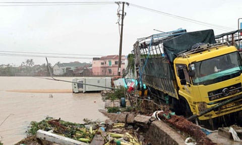 Heavy rains and flooding in Vietnam's central region (IANS)