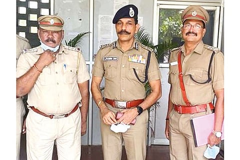 DGP Sylendra Babu at Kanathur police station on Sunday