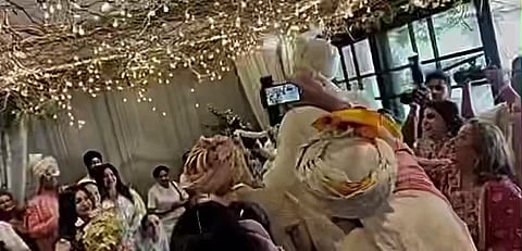 Ranbir Kapoor kneeled down for his ladylove Alia Bhatt during varmala