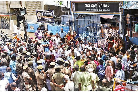 BJP functionaries and residents protest outside Ayodhya Aswamedha Maha Mandapam at West Mambalam