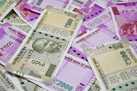 Private companies' fund raising via corporate bonds hits 6-year low in 2021-22