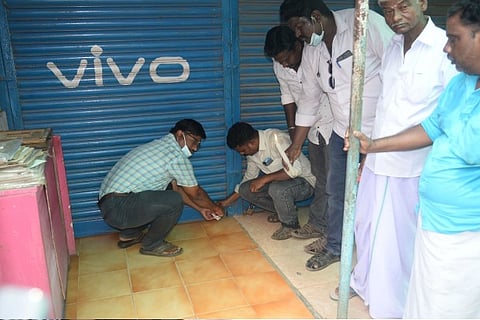 Shops being sealed in Thanjavur on Saturday