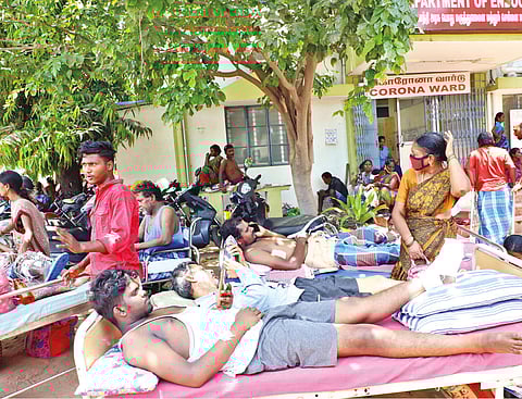 The nursing staff moved 33 patients, including 3 from the ICU, out of the neurology ward where the fire broke out