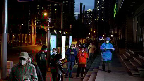 People in the queue to take nucleic acid test in Shanghai.