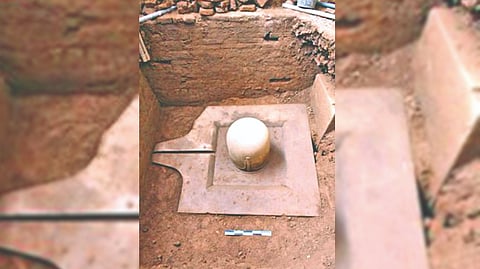 Old photo from Vietnam shared as that of Gyanvapi