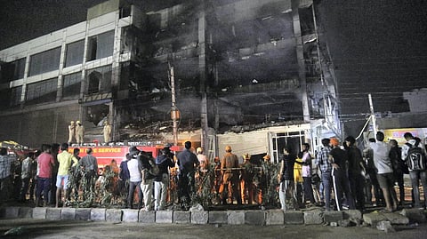 Massive fire breakout in four-storey building near Mundka metro station