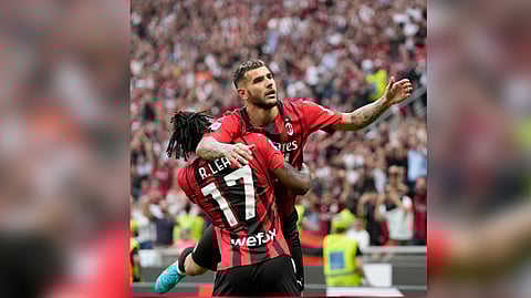 Milan closes in on first Serie A title in 11 years