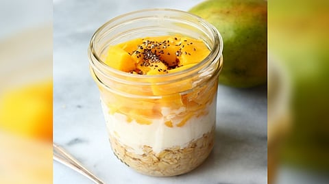 Oats Mango Smoothie