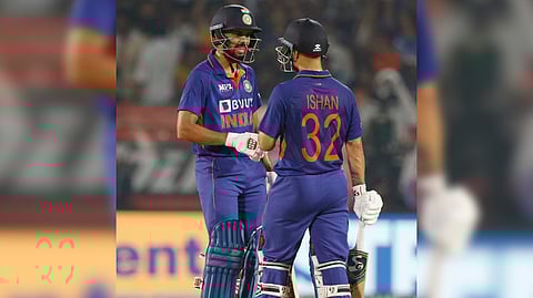 Ishan Kishan & Ruturaj Gaikwad are putting on a show