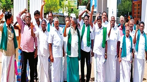 Farmers from various associations stage a protest at Tiruchy Collectorate