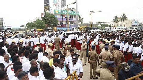 Scenes outside the venue