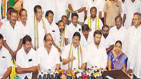 TNCC president KS Alagiri addressing the press in Salem on Friday