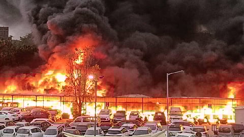 A massive fire broke out at the electric motor parking in Delhi's Jamia Nagar early Wednesday morning