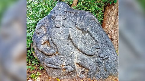 Ayyanar statue found at Thandalai Krishnapuram in Vellore on Thursday