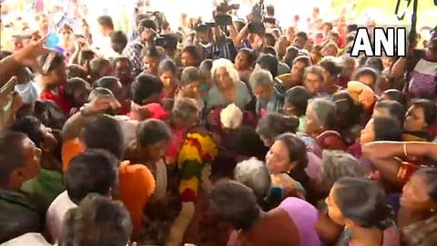 Family of Kallakurichi schoolgirl and locals bereave her loss as her body reaches her native village in Cuddalore district for last rites.