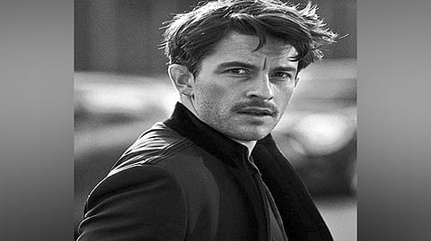 Actor Jonathan Bailey