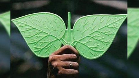 High Court moved for freezing AIADMK symbol amid power tussle