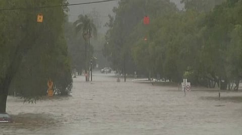 Australia hit by floods