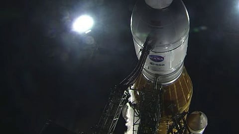 Editorial: Giant leap for billionaires