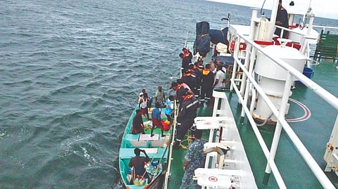 Indian Coast Guard personnel along with local fishermen engaged in search and rescue operation to trace two missing fishermen at sea off Tiruchendur on Tuesday