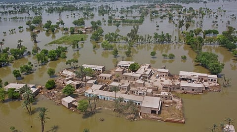 Death toll from Pakistan flood crosses 1,000 mark