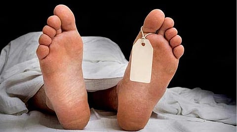 DMK functionary hacked to death by gang near Tiruttani