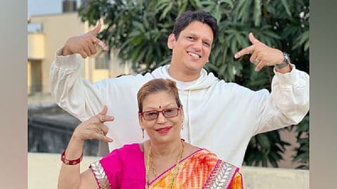 Vijay Varma with his mom