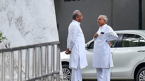 Ashok Gehlot meets Sonia Gandhi